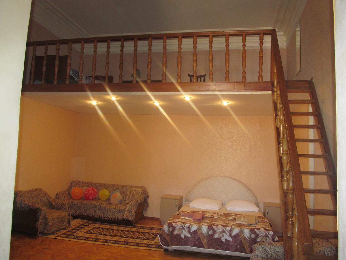 Grandma'S Hotel Tbilisi Esterno foto