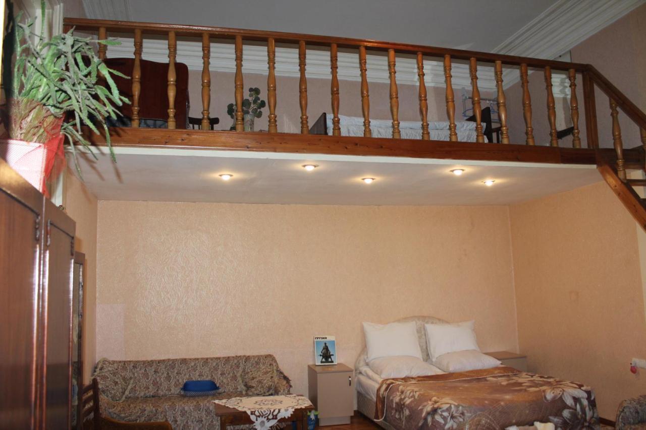 Grandma'S Hotel Tbilisi Esterno foto